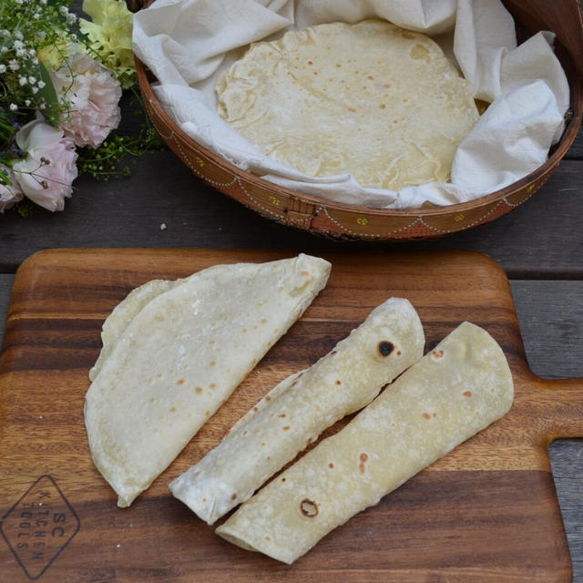 Flour Tortilla フラワートルティーヤ