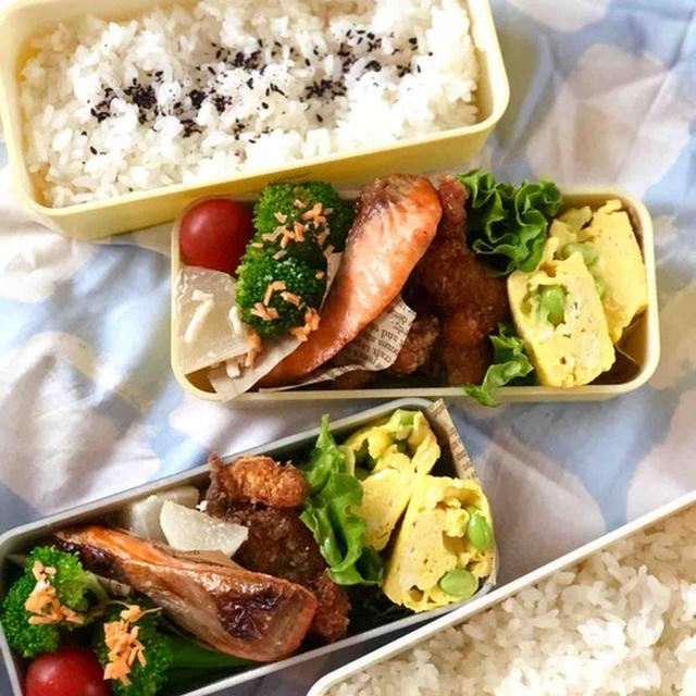 【 夫とJK2人分のお弁当✳︎鮭べんとう 】