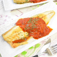 【スパイス大使】焼き塩さばのトマトソースがけ