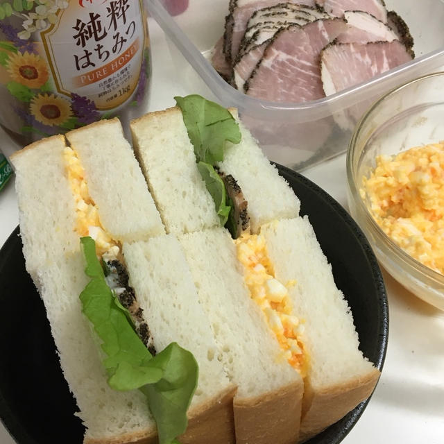 卵サンド＆ペッパーハムサンド☆三太郎の朝ごパン