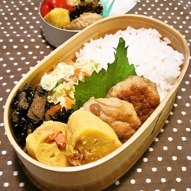 なめ茸入りつくね弁当