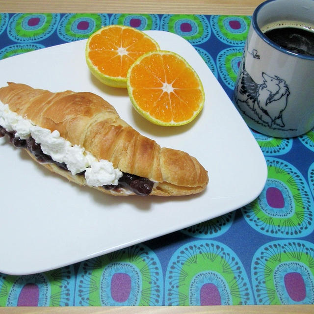 冷凍クロワッサンでお手軽スイーツパン