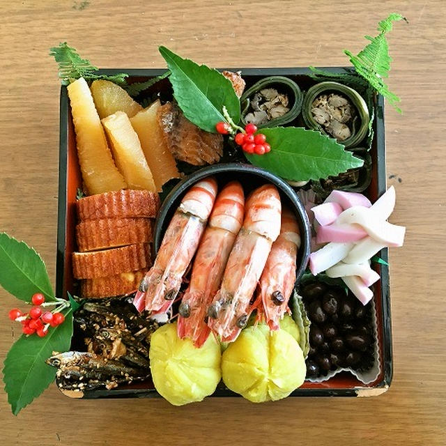 おせち料理　重箱への詰め方