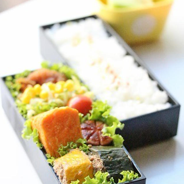 ♪　カラフル２色のズッキーニの肉詰めのお弁当　♪　