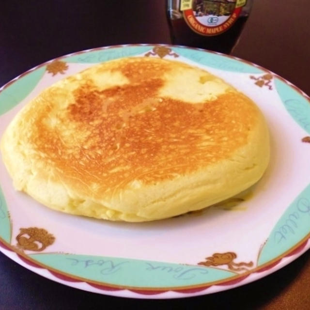 ふっくら大きなホットケーキ