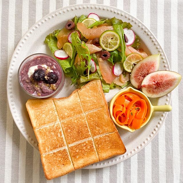 ＊ソライロベーカリーの食パンde朝ごパン＊