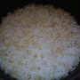 湯立てで白米（１０１０）。。。山形県　庄内米　はえぬき　鶴岡産　愛米倶楽部　特別栽培米・白米（あいざわ米店）と茨城県産うまかっぺコシヒカリ玄米・新米（あいざわ米店）