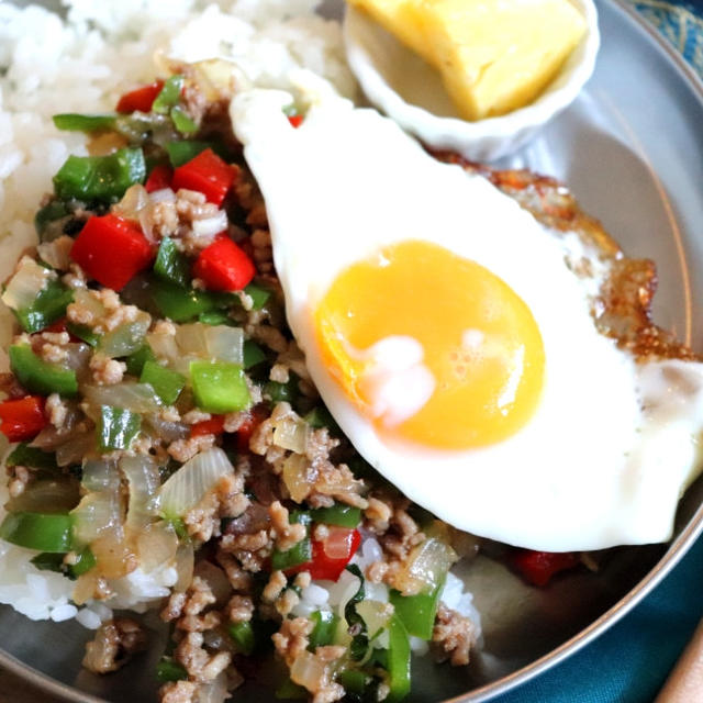 【簡単！アジアンレシピ♪】パパッと炒めてすぐ美味しい！タイの味！ガパオライス