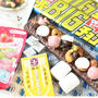 スーパービックチョコがおもちゃ箱をひっくり返したようなフォトジェニスイーツに♪