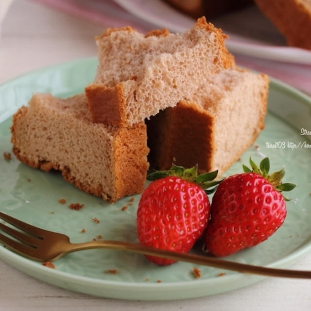 苺のシフォンケーキ❁
