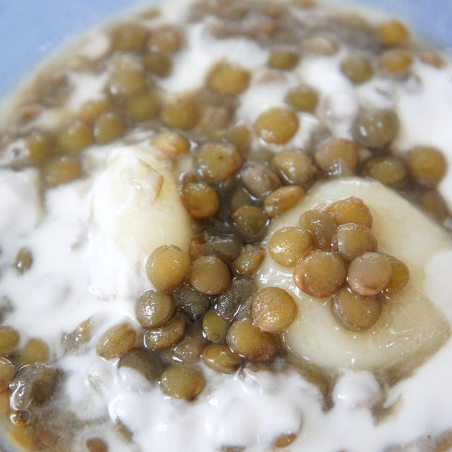 レンズ豆の冷し白玉ぜんざい