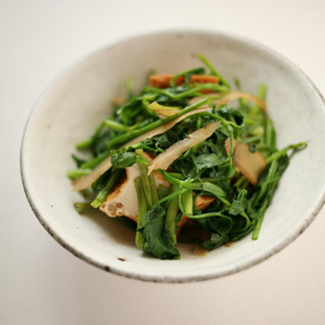 ごぼうとせりの煮物