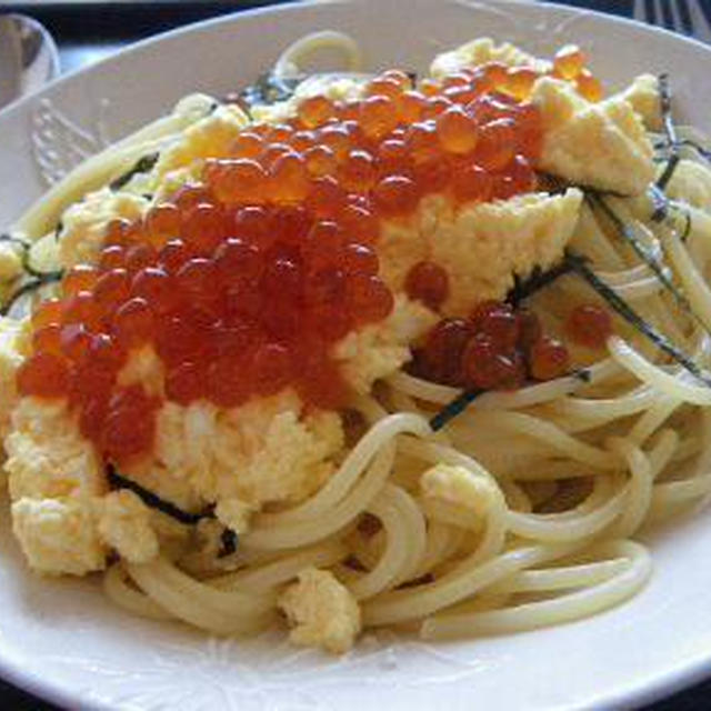 いくらと卵のバター風味パスタ