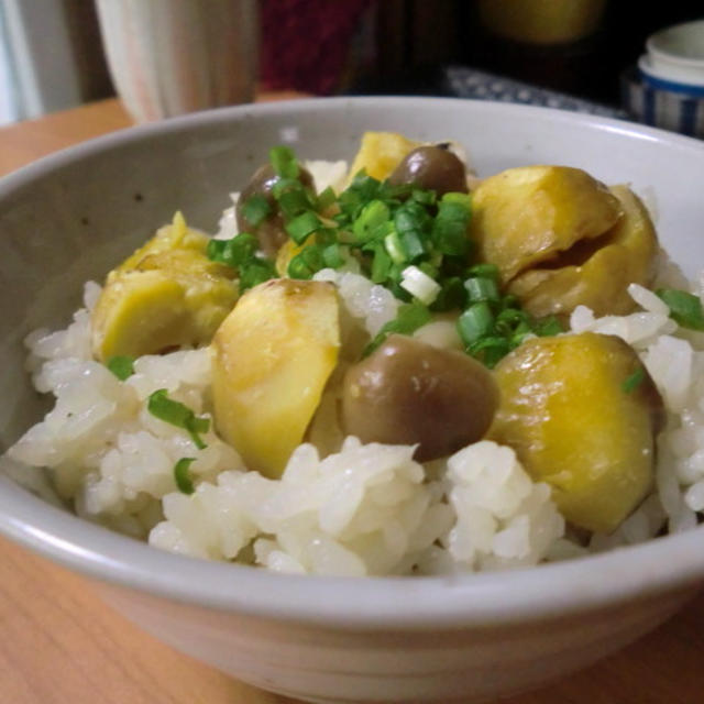 新米で♪栗とキノコの洋風炊き込みごはん＊秋味ランチ