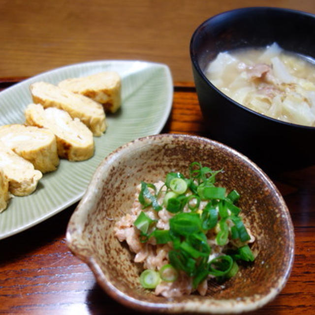 ご馳走のあとは地味な夕食／やっと手元に届いたカップ