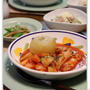 とろとろ～まるごとたまねぎと手羽中のトマト煮
