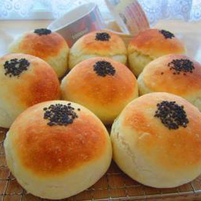 黒ごまバンズ♪しょうが焼きﾊﾝﾊﾞｰｶﾞｰ(^^)♪チョコｼﾅﾓﾝﾚｰｽﾞﾝﾊﾟﾝ♪
