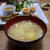 旦那さん大好きじゃがいもと玉ねぎの味噌汁　最後の梅干し
