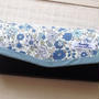 YUWAの花柄でブルー系長財布