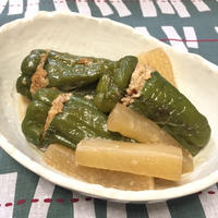 ふわふわ肉詰めピーマンの煮込み