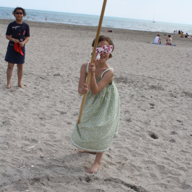 海岸でピニャータ