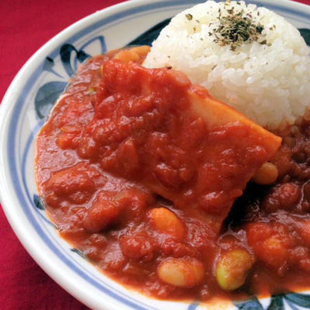 野菜の栄養たっぷり☆厚切りベーコンとお豆のミネストローネカレー