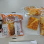 今日のおやつ♪　婦人部のMeetingのお菓子