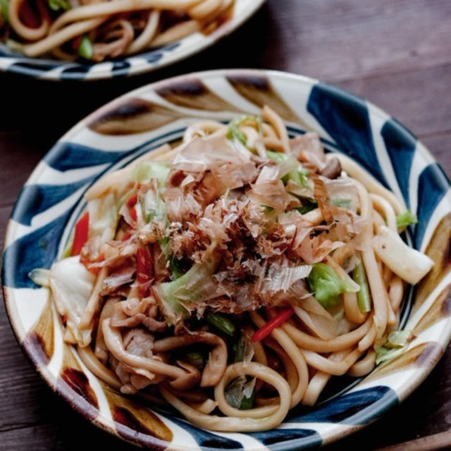 味付け簡単！お店の味♡一手間でくっつかない！我が家の焼きうどん