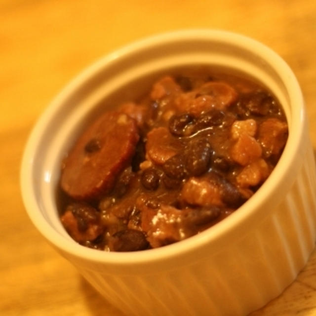 黒豆と塩漬け豚肉のスープ、フェジョアダ(Feijoada)を作ってみた