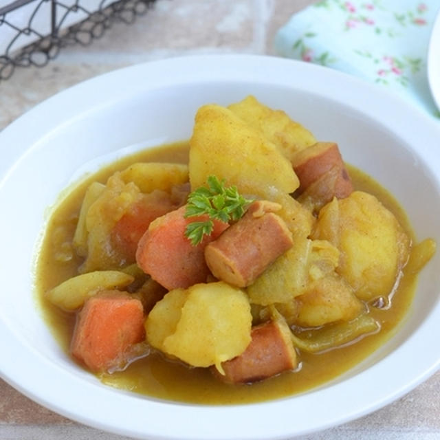 スパイシーでうま味たっぷり　ごろごろ野菜のはちみつカレー煮込み