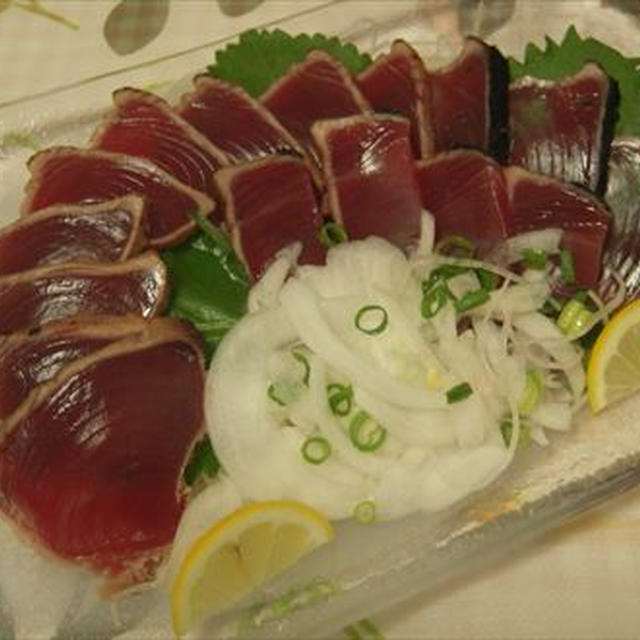 カツオたたき、ハマチお刺身と桜酵母使用「桜のしずく」純米酒