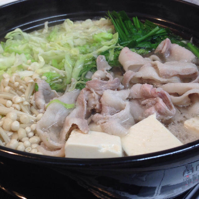 キャベツと豚肉のあっさり鍋！
