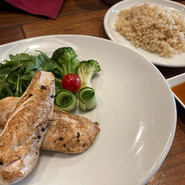 筋肉食堂　銀座コレド