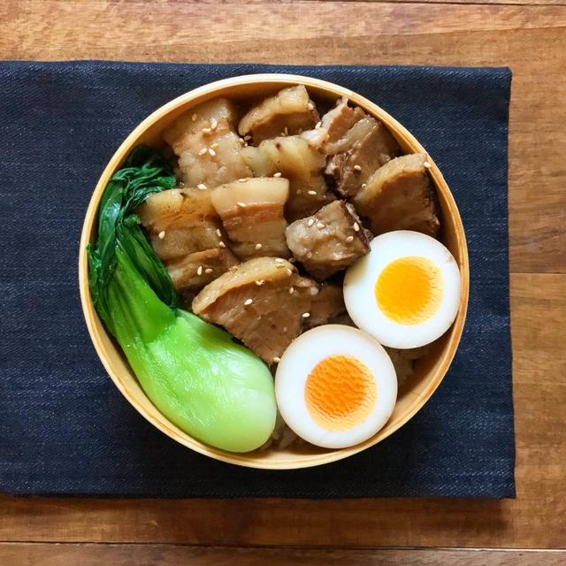 豚の角煮弁当 (⍢)#ラフテー丼