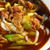 みかん亭のカレーうどんと、S&Bの赤缶と白缶。