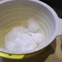 気になるザルのミゾにも！優秀★花王キュキュットCLEAR泡スプレー