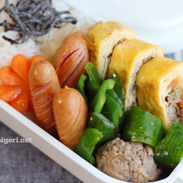 オムレツ風卵焼き弁当