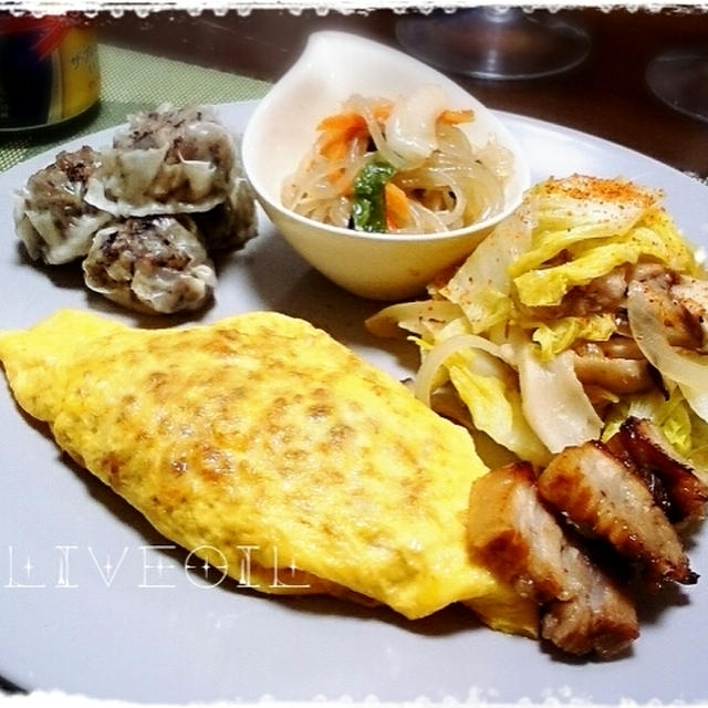 ヘロヘロおうちご飯。納豆キムチのオムライスとか。