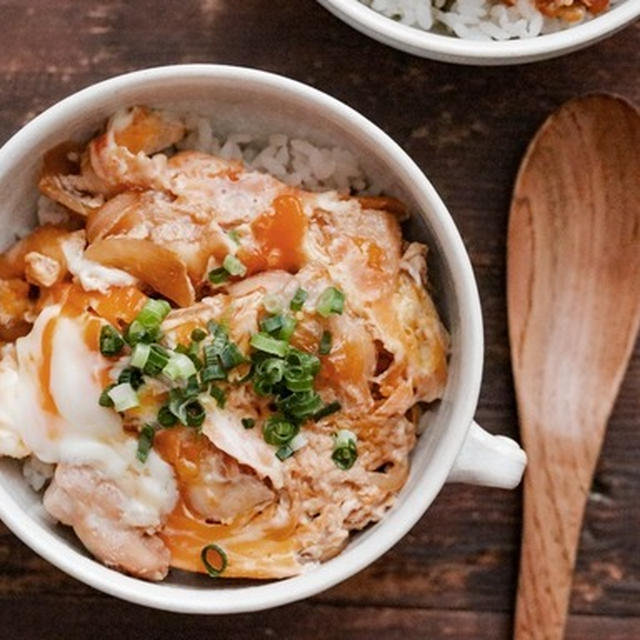 腹ペコな日は丼ものできまり！わが家のとろ～り親子丼♡