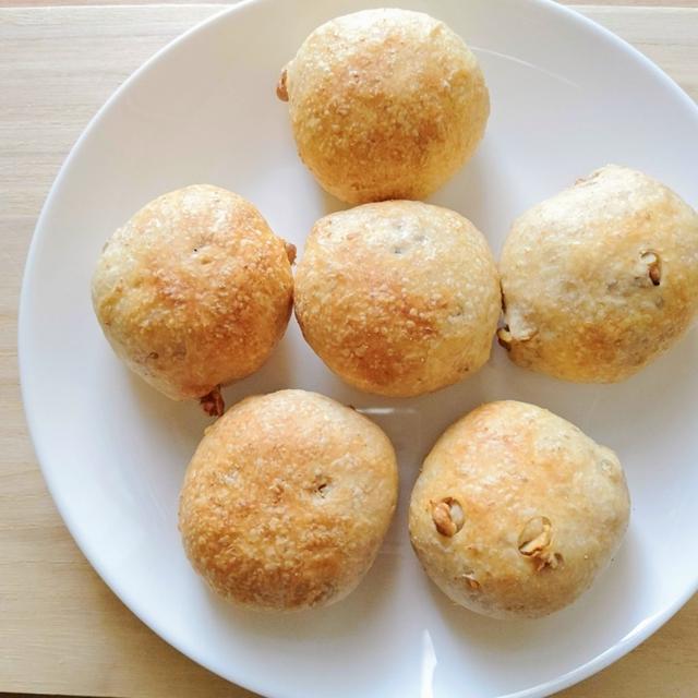 思い出のパンを作る④　くるみロール