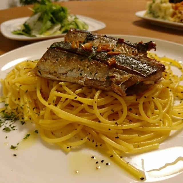 こんがり秋刀魚とサフランのスパゲティー。