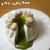 クリスマスリースのレアチーズケーキとろける抹茶ソース