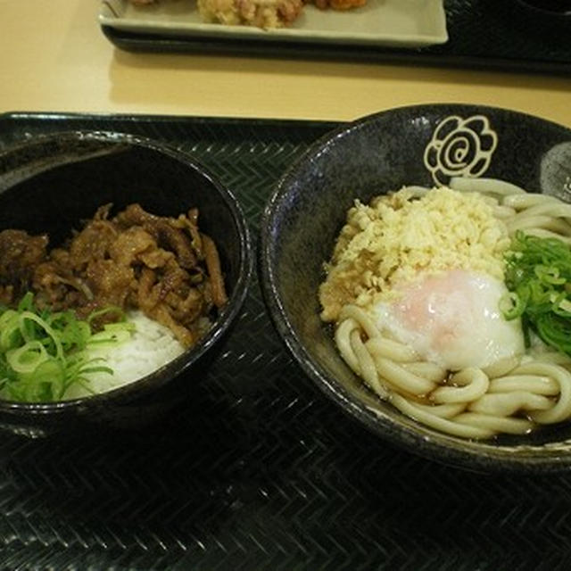 はなまるうどんの牛肉ごはん