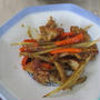 豚肉とゴボウの炒め物★★★