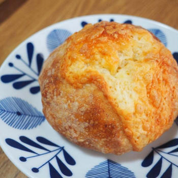お買い得！京都「パン処太陽」のハード系チーズパン！ケチ子も納得