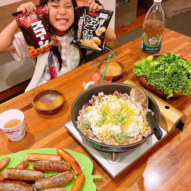 今日は映画パーティーで〜す！！