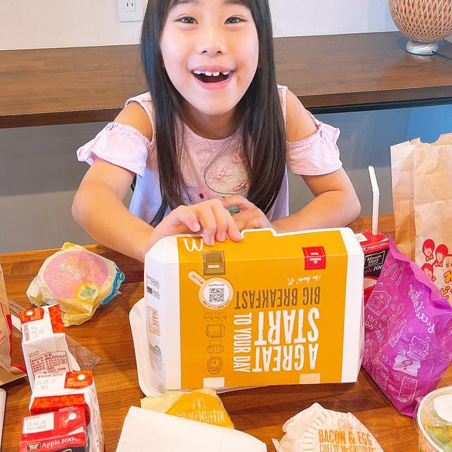 朝ごはんは朝マックで〜す！！