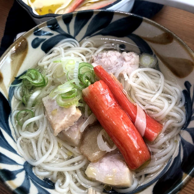 「ネギ塩にゅうめん」と「ディーラーさんでもらったコアラのマーチにレアキャラ」