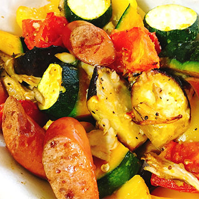 夏野菜とソーセージのオーブン焼き