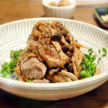 【茸と豚肉の醤油麹蒸し】